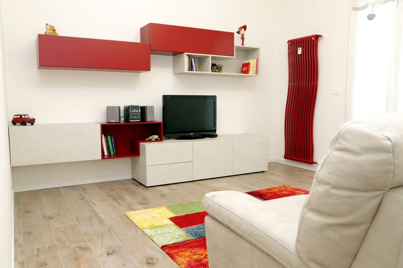 דירות קסטנאזו A Casa Di Elsa מראה חיצוני תמונה