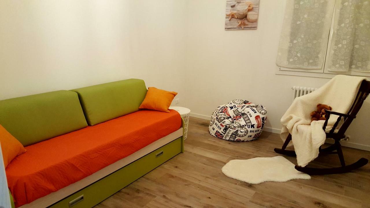 דירות קסטנאזו A Casa Di Elsa מראה חיצוני תמונה